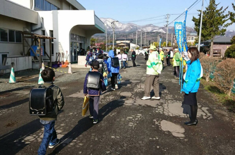 春の見守り挨拶運動